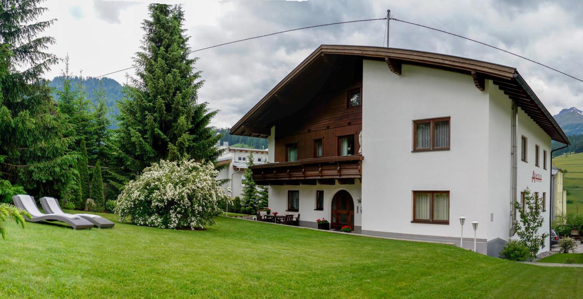 Das Alpenblick & Outdoor Lodge Наудерс Экстерьер фото